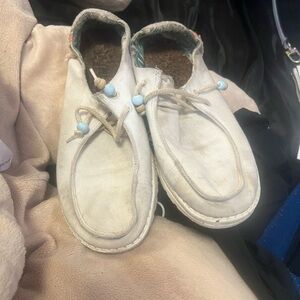 tan / grey hey dudes